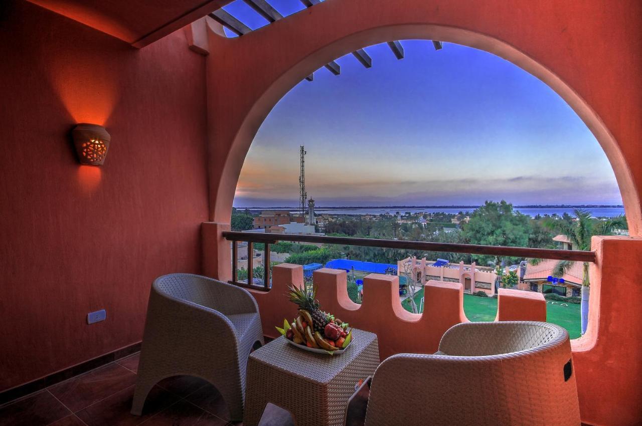 Africana Hotel & Spa Qaryat Shakush Dış mekan fotoğraf
